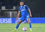 Persib Bandung Resmi Permanenkan Adam Alis, Begini Kontraknya