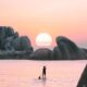 Suasana senja di pantai tanjung tinggi [Foto: Instagram/argarizkik]