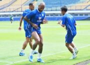 Dua Penyerang Andalan Persib Bandung Ini Dirundung Cedera Jelang Hadapi PSM Makassar
