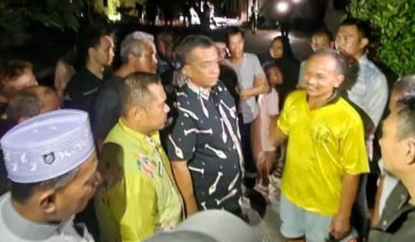 Pj Walikota Pekanbaru Tinjau Langsung Kebakaran di Tenayan Raya