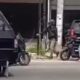 Inilah salah satu tangkap layar dalam video yang viral terkait dugaan penusukan dan penembakan di Pekanbaru.(ist)