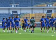 Persib Bandung Siap Bangkit, Targetkan Kemenangan atas Arema FC