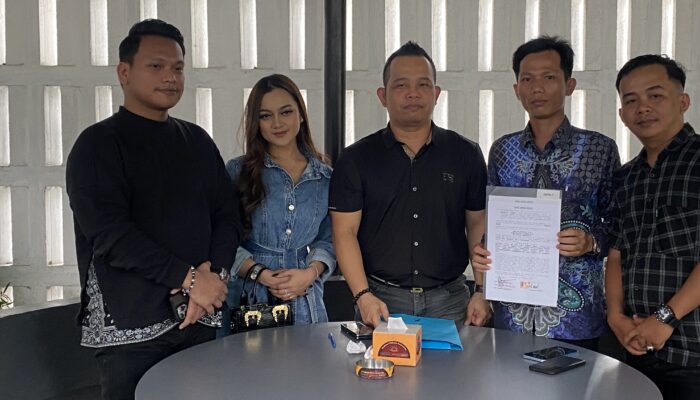Kuasa Hukum : Selebgram Pekanbaru Cut Salsa Hanya Membela Diri