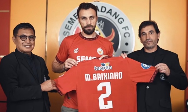Marco Baixinho akan memakai kostum dengan nomor punggung 2 bersama Semen Padang FC.(ist)