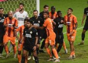 Semen Padang FC Tertinggal di Babak Pertama, Gol Furtado Bawa Borneo FC Unggul