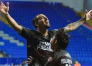 Tiga Gol Spektakuler, Semen Padang Hidupkan Asa di Liga 1