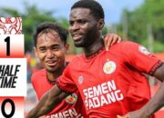 Semen Padang FC Unggul Sementara 1-0 atas Bali United di Babak Pertama