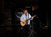 Ed Sheeran Luncurkan Yayasan untuk Dukung Pendidikan Musik Anak-Anak