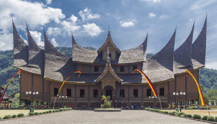 Libur Lebaran 2026, Kunjungan ke Istana Basa Pagaruyung Capai 59.655 Orang