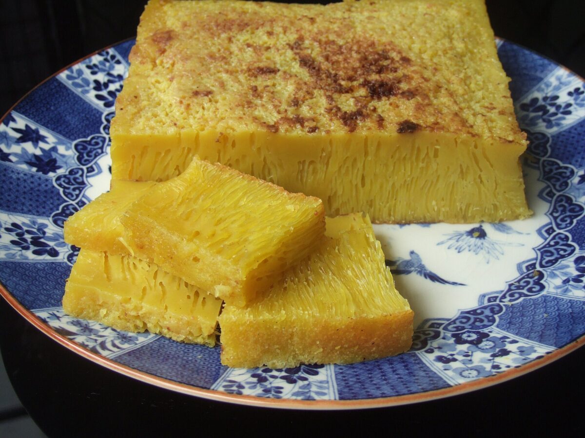 Kue bika ambon [Foto: Wikipedia]