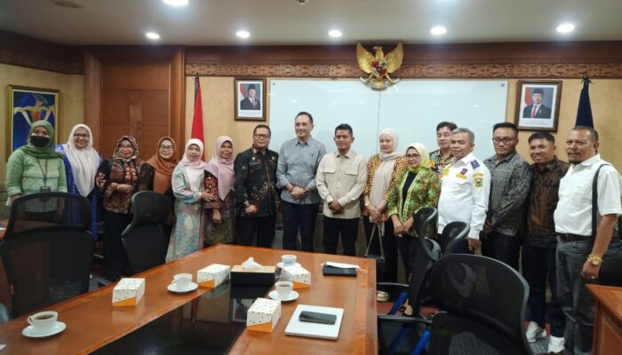 Wakil Bupati Solok Bahas Kolaborasi Pengembangan Pariwisata di Kemenparekraf