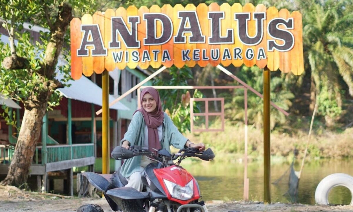 Bermain ATV di Andalus Wisata Keluarga [Foto:Andalus Wisata Keluarga]