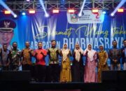 Sutan Riska Pamit dengan Penuh Haru di Malam Puncak HUT ke-21 Dharmasraya