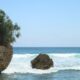 Pantai Gondo Mayit di Blitar [Foto: pinterest/Geofano Theo Tobias]