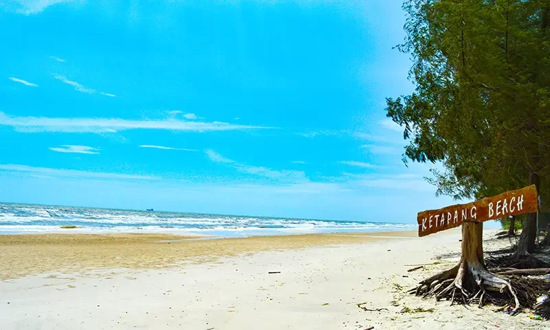 Pantai Ketapang di Pulau Rupat [Foto: disparbudpora.bengkaliskab]