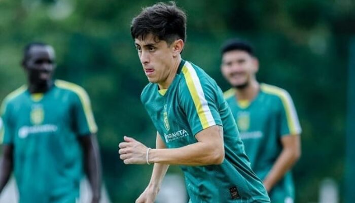 Francisco Rivera Kembali dari Cedera, Siap Bawa Persebaya Bangkit