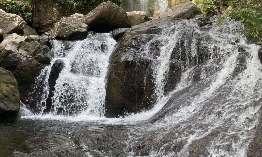 Air Terjun Tiga Tingkat [Foto: RRI Padang]