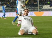 Gol Santiago Gimenez Bawa AC Milan Kalahkan Hellas Verona di San Siro
