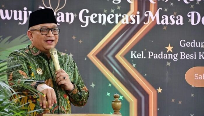 Pj Wali Kota Padang Hadiri Khatam Alquran dan Wisuda Iqra di Padang Besi
