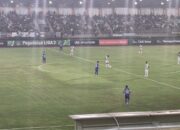 Berambisi, Aji Santoso Mainkan Tiga Peman Asing Sejak Menit Awal Lawan Deltras FC