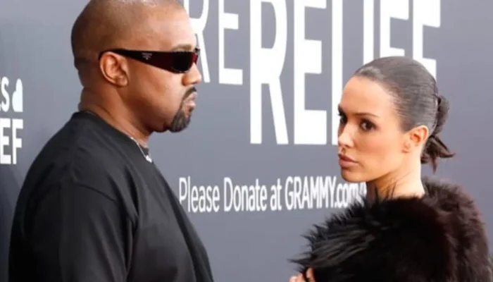Produser Eksekutif Grammy Tanggapi Kontroversi Kanye West dan Bianca Censori di Karpet Merah
