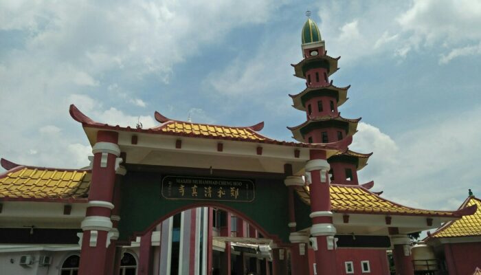 Masjid Raya Cheng Ho Surabaya, Perpaduan Harmoni Islam dan Budaya Tionghoa