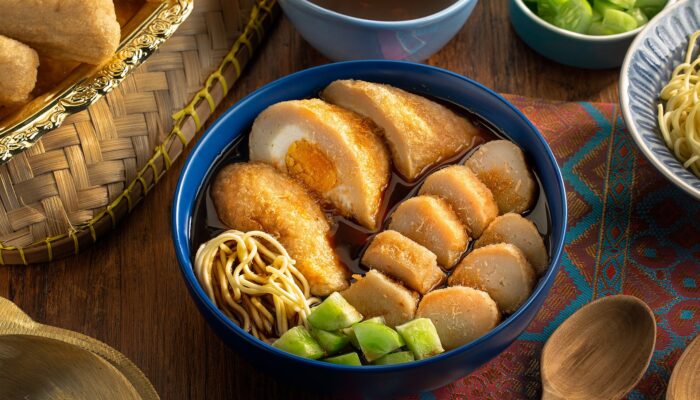 Menikmati Kelezatan Pempek, Kuliner Legendaris Khas Palembang
