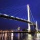Suasana Jembatan Gentala Arasy malam hari [Foto:Wikipedia]