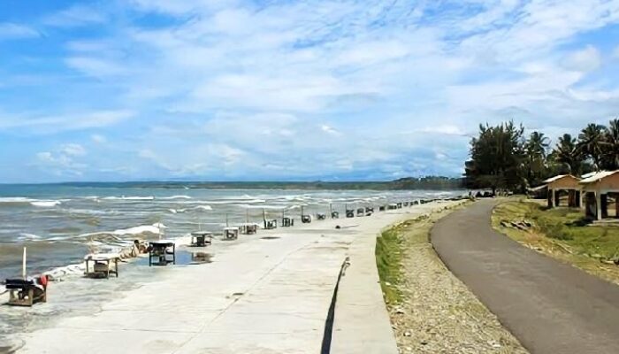 Pantai Pasar Bawah, Destinasi Wisata Eksotis di Bengkulu Selatan