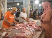 Jelang Ramadan, Permintaan Daging dan Bumbu Rendang Meningkat di Pasar Pusat Padang Panjang