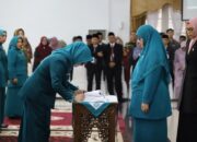 Ketua TP PKK Sumbar Harneli Mahyeldi Tekankan Empat Arahan Saat Pengukuhan Ketua TP PKK Kabupaten/Kota
