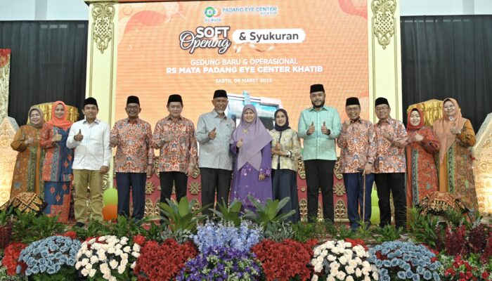 Gubernur Mahyeldi Resmikan Gedung Baru Padang Eye Center