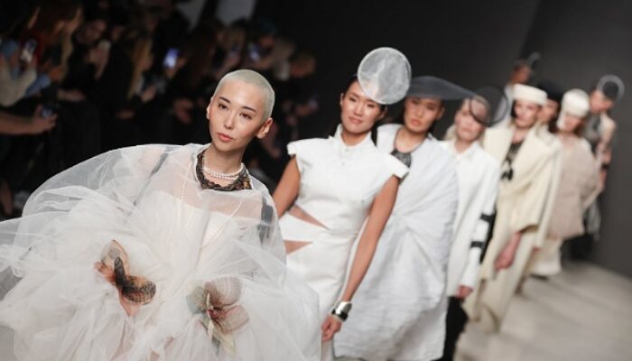 Reborn29, Brand Asal Indonesia Perkenalkan Kain Khas Suku Jawa di Ajang Moscow Fashion Week