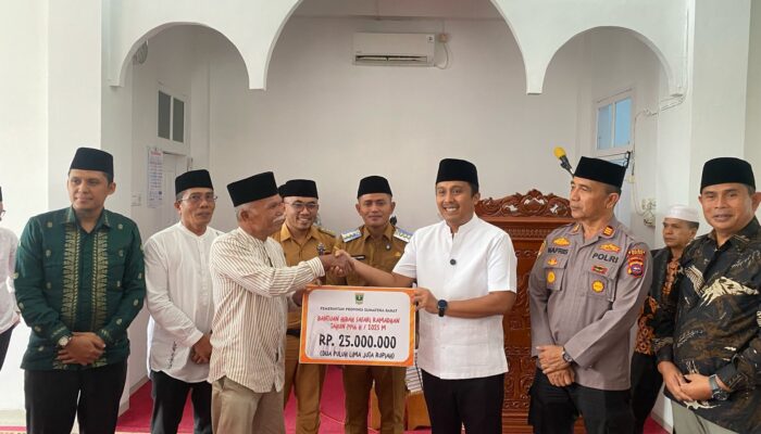 Wagub Sumbar : Berkah Ramadhan untuk Pembangunan Masjid Babussalam
