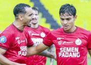 Semen Padang Menang Dramatis, PSIS Gagal Bawa Pulang Poin