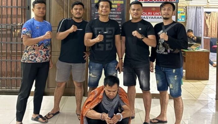 Berpura-pura Jadi Pembeli, Guru Honorer Nekat Curi HP di Agam