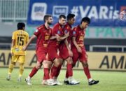 Persija Jakarta Terpuruk Usai Dikalahkan Semen Padang, Evaluasi Menyeluruh Menghantui Tim