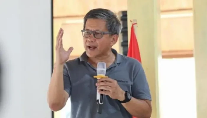 Rocky Gerung Sindir Survei Poltracking Soal Tingginya Kepuasan Publik terhadap Gibran