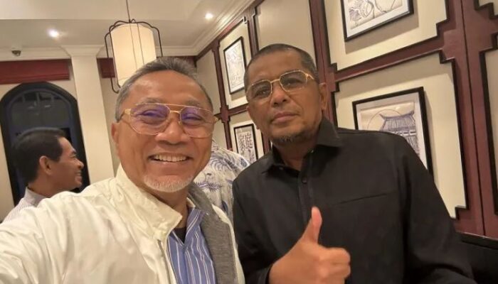 Zulkifli Hasan Resmi Tunjuk Arisal Aziz Jadi Ketua PAN Sumbar