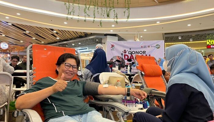 Ajak Masyarakat Peduli Sesama, Living World Pekanbaru Galang Donor Darah