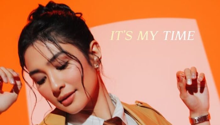 Mikha Tambayong Teriakkan Semangat Perempuan Lewat Single Internasional “It’s My Time”