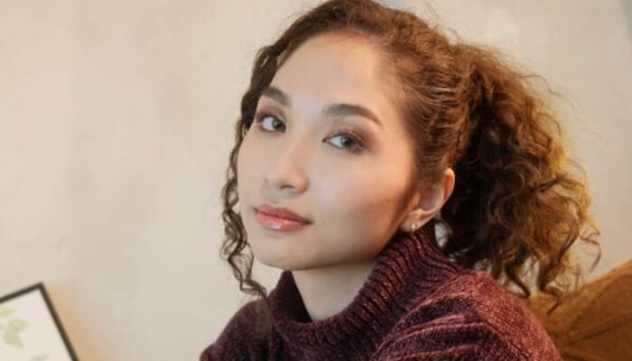 Roziana Cindy Kembali Menyentuh Hati Lewat Single Terbaru “Tinggalkan Luka”