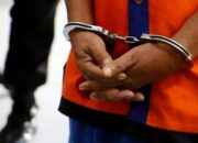 Digerebek Dini Hari, Terduga Pelaku Sabu Diciduk di Gudang Buah