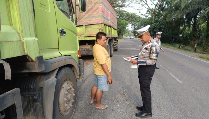 Truk ODOL Rusak Jalan, Polisi Dharmasraya Lakukan Penindakan Serius