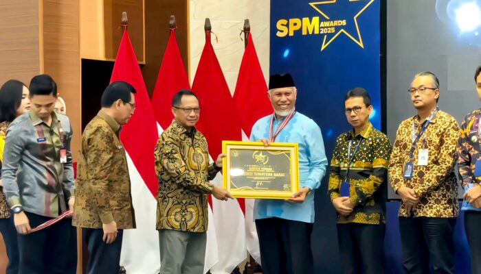 Sumbar Raih Penghargaan Nasional: Terbaik se-Regional Sumatera dalam Pelaksanaan SPM