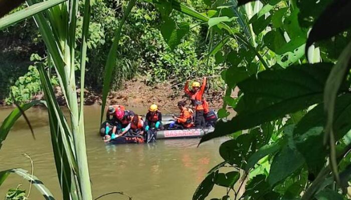 Korban Tenggelam di Sungai Pilubang Agam Ditemukan Meninggal Dunia