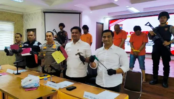 2 Manusia Silver Curi Kabel di Flyover SKA Pekanbaru, 1 Masih DPO