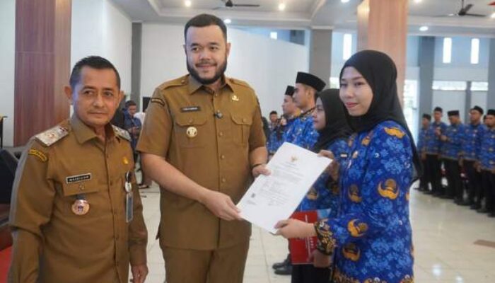 Sebanyak 397 CPNS Kota Padang Resmi Terima SK Pengangkatan