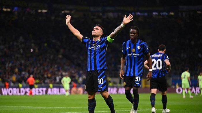 Penyerang Inter Milan Lautaro Martines melakukan selebrasi usai mencetak gol. (ist)
