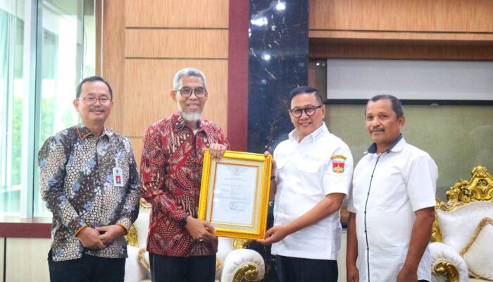 Bukittinggi Terima Sertifikat Kekayaan Intelektual Komunal, Wako Ramlan Siap Dorong UMKM Daftarkan Produk Lokal